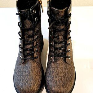 Michael Kors Alistair Womans Ankle Boots Bootie Brown, Black Logo Size 8.5 M